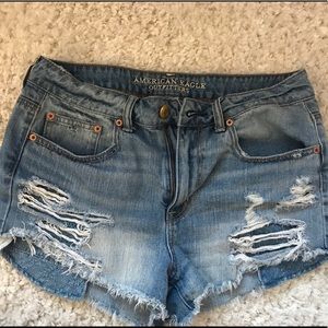 American Eagle “High Rise Festival” short. Size 10